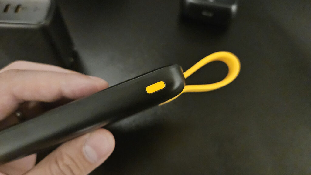 VOLTME モバイルバッテリー 10000mAh HP10C