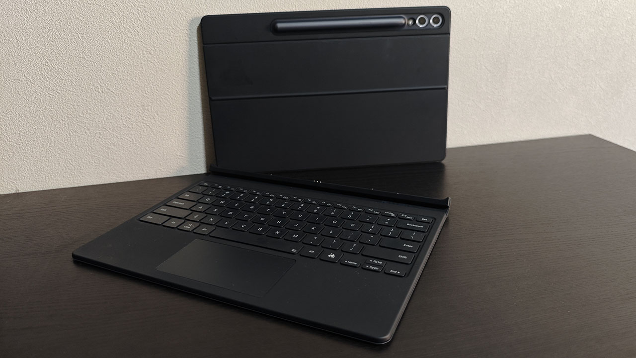 Galaxy Tab S10+純正ブックカバーキーボード