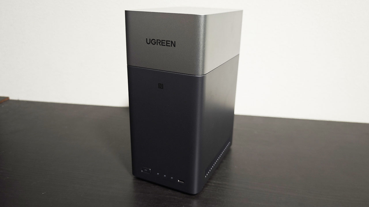 UGREEN NASync DH2300
