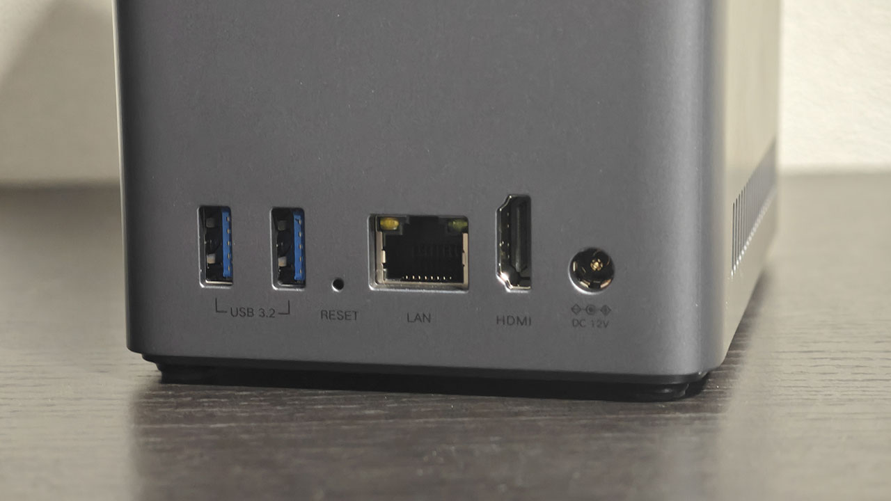 UGREEN NASync DH2300