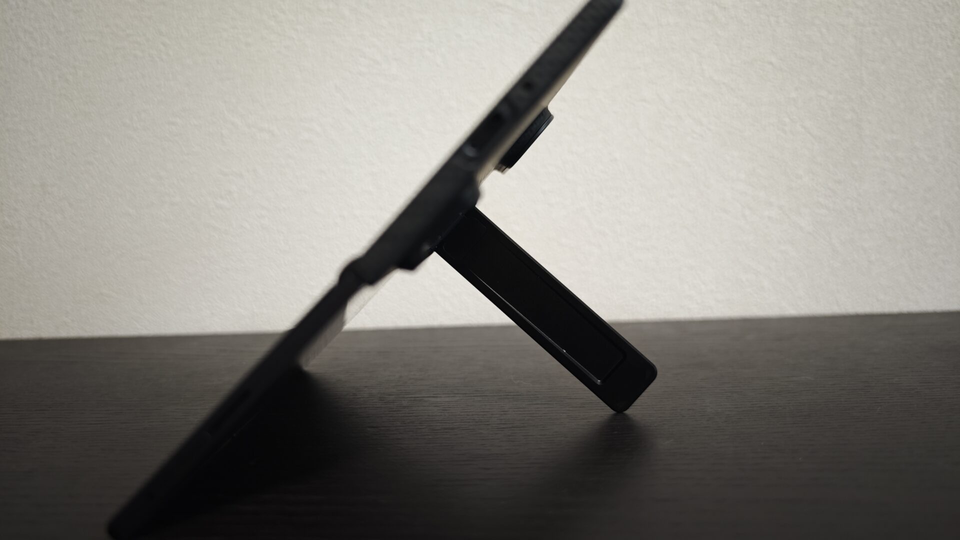 Galaxy Z Fold8 Ultra Carbon