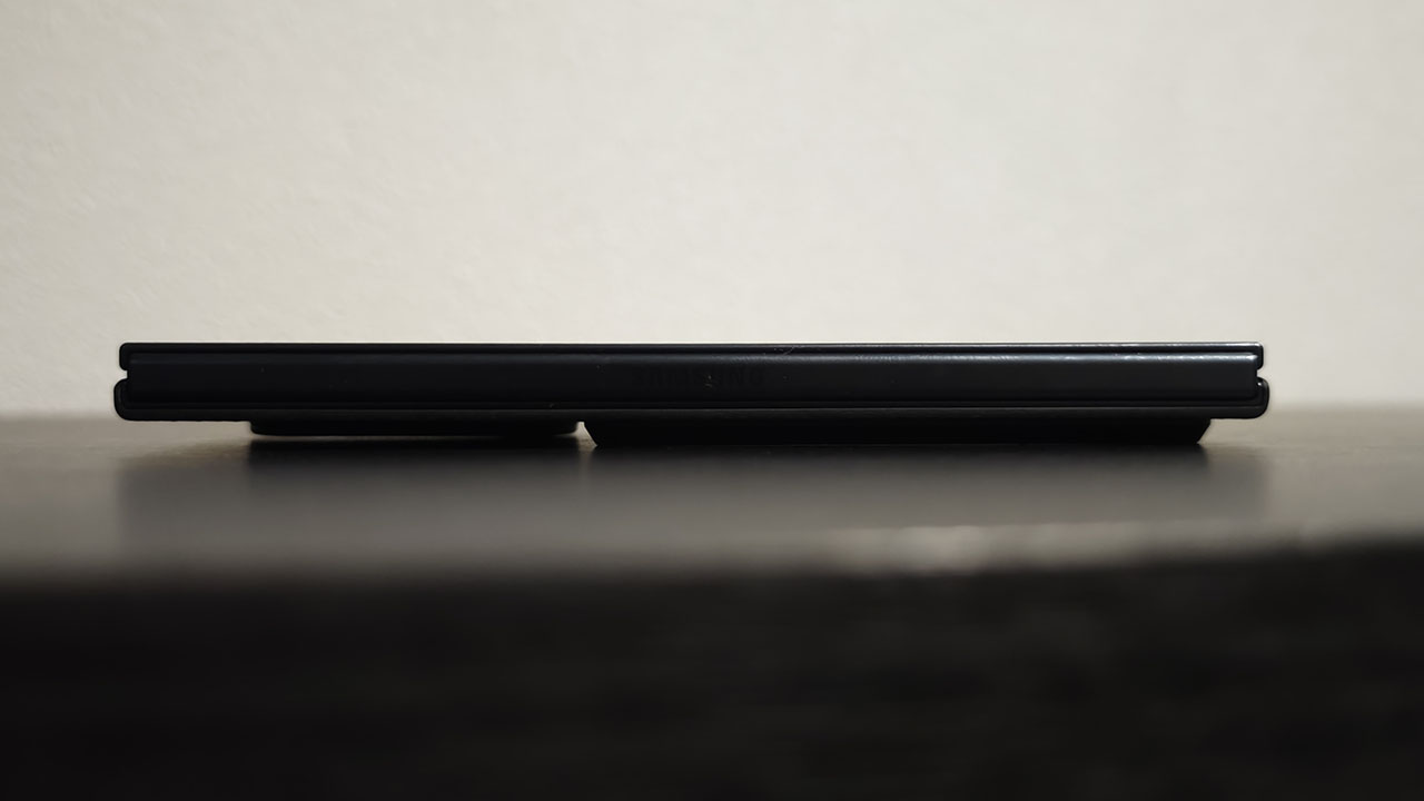 Galaxy Z Fold8 Ultra Carbon